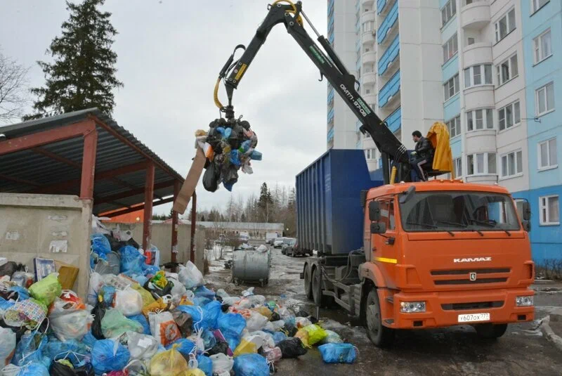 Вывоз бытового мусора в Новосибирске с погрузкой в октябре