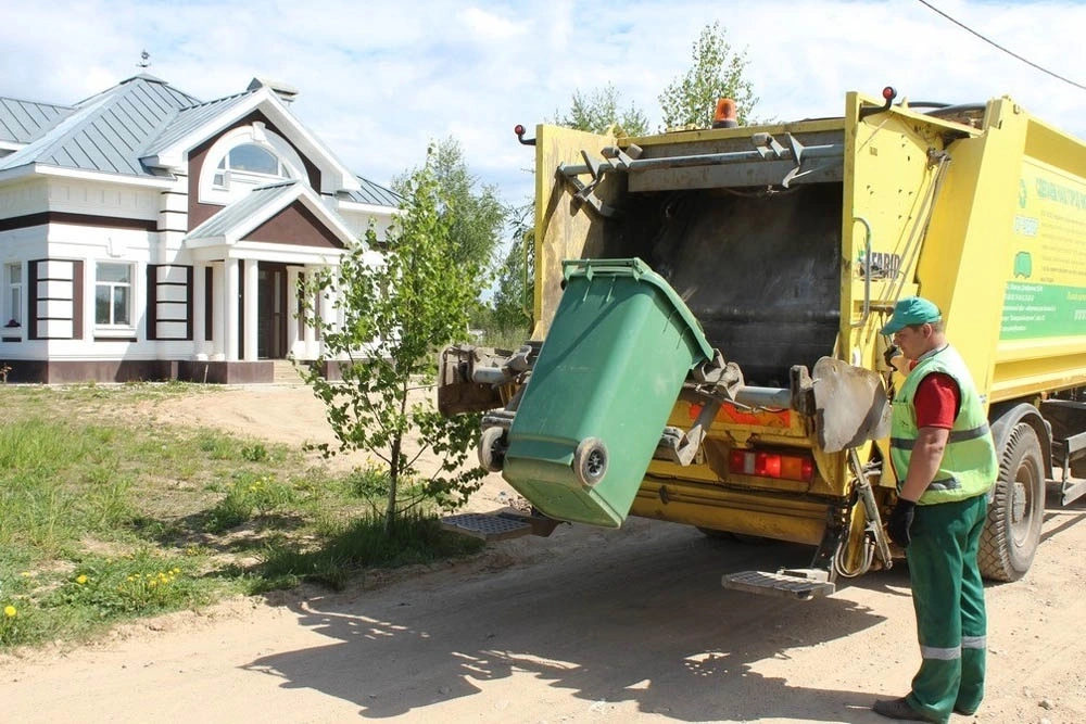 Вывоз мусора с дачи СНТ в Новосибирске от ПроМусор — вывоз дачного и садового мусора, цена от 1677 руб