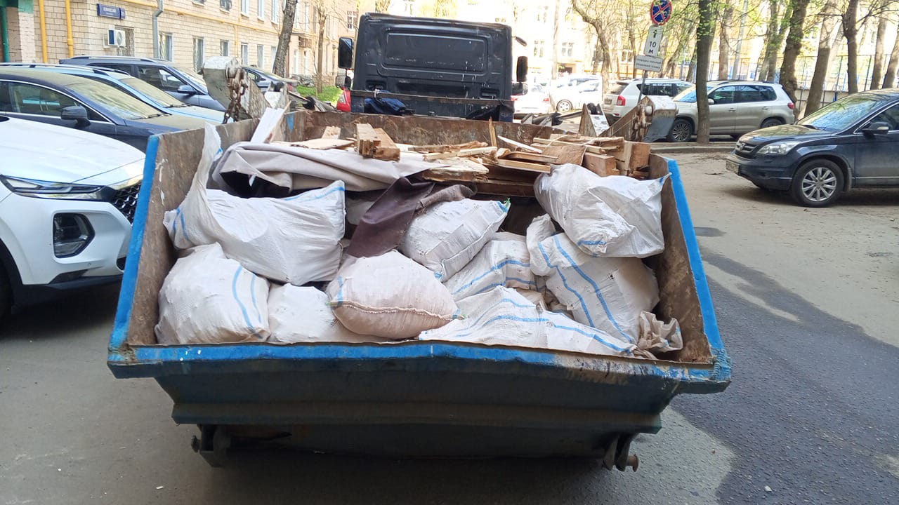 Вывоз мусора из магазина в Новосибирске в октябре