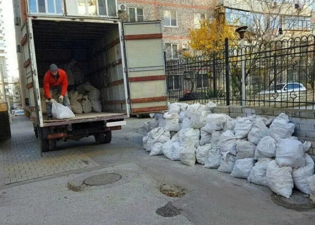 Вывоз мусора после переезда в Новосибирске в октябре