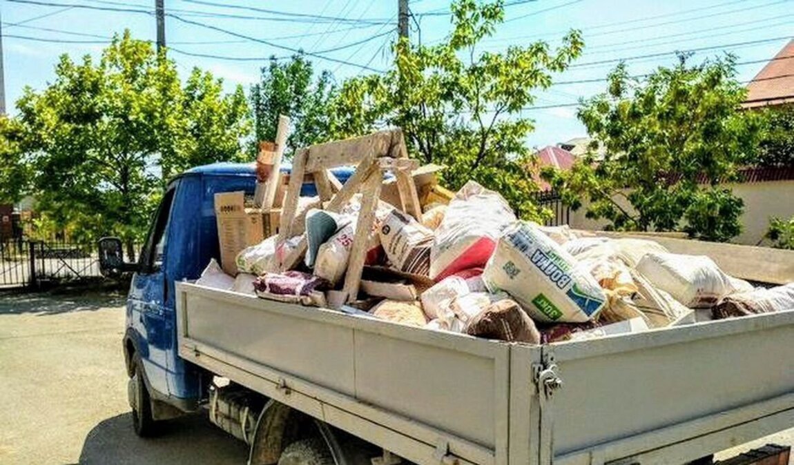 Вывоз мусора Газелью в Новосибирске в октябре