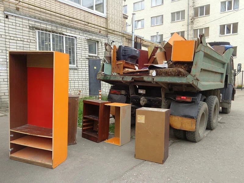 Вывоз шкафа в Новосибирске от ПроМусор — недорого, демонтаж, утилизация, вывоз из квартиры от 864 руб